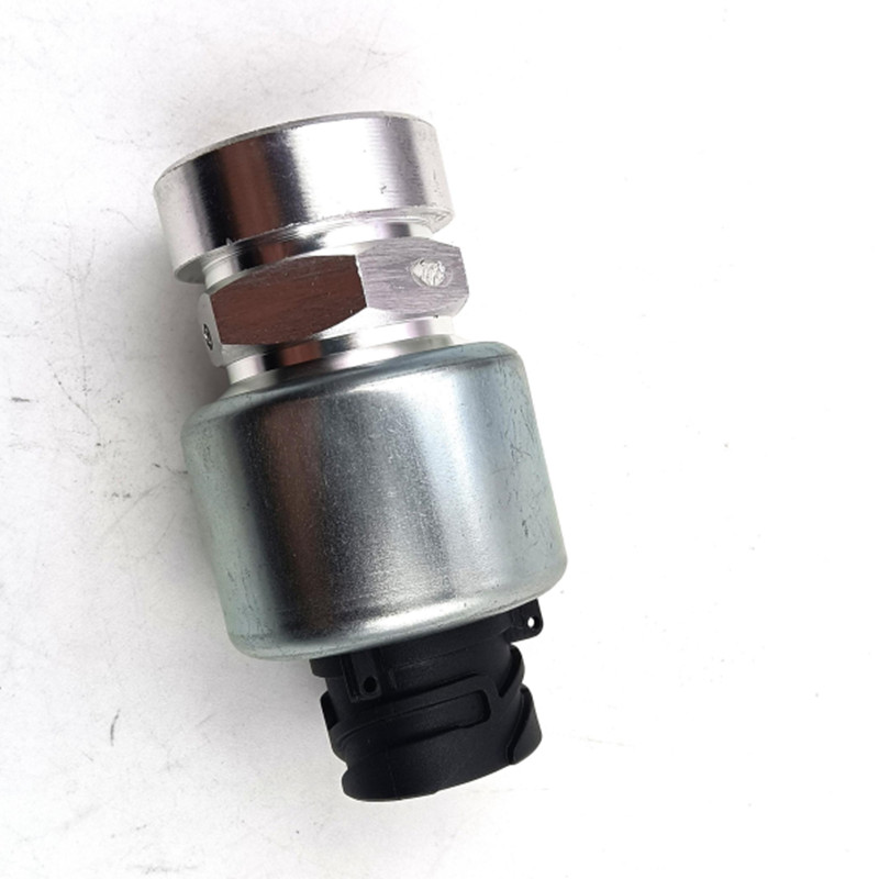 Kamaz truck speed sensor 42023843010 2000000354729 4202-3843010 42023843010-01 4202.3843010-01 Kamaz truck speed sensor 42023843010 2000000354729 4202-3843010 42023843010-01 4202.3843010-01
