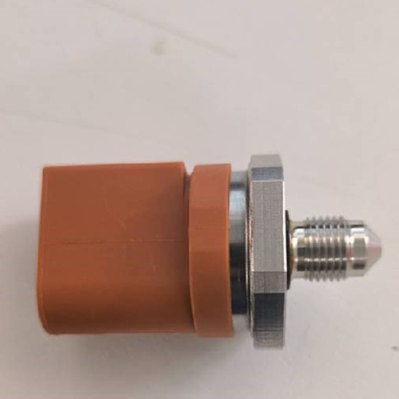 06J906051D - Fuel Rail Pressure Sensor