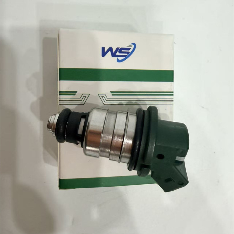 7700867867 - fuel injector